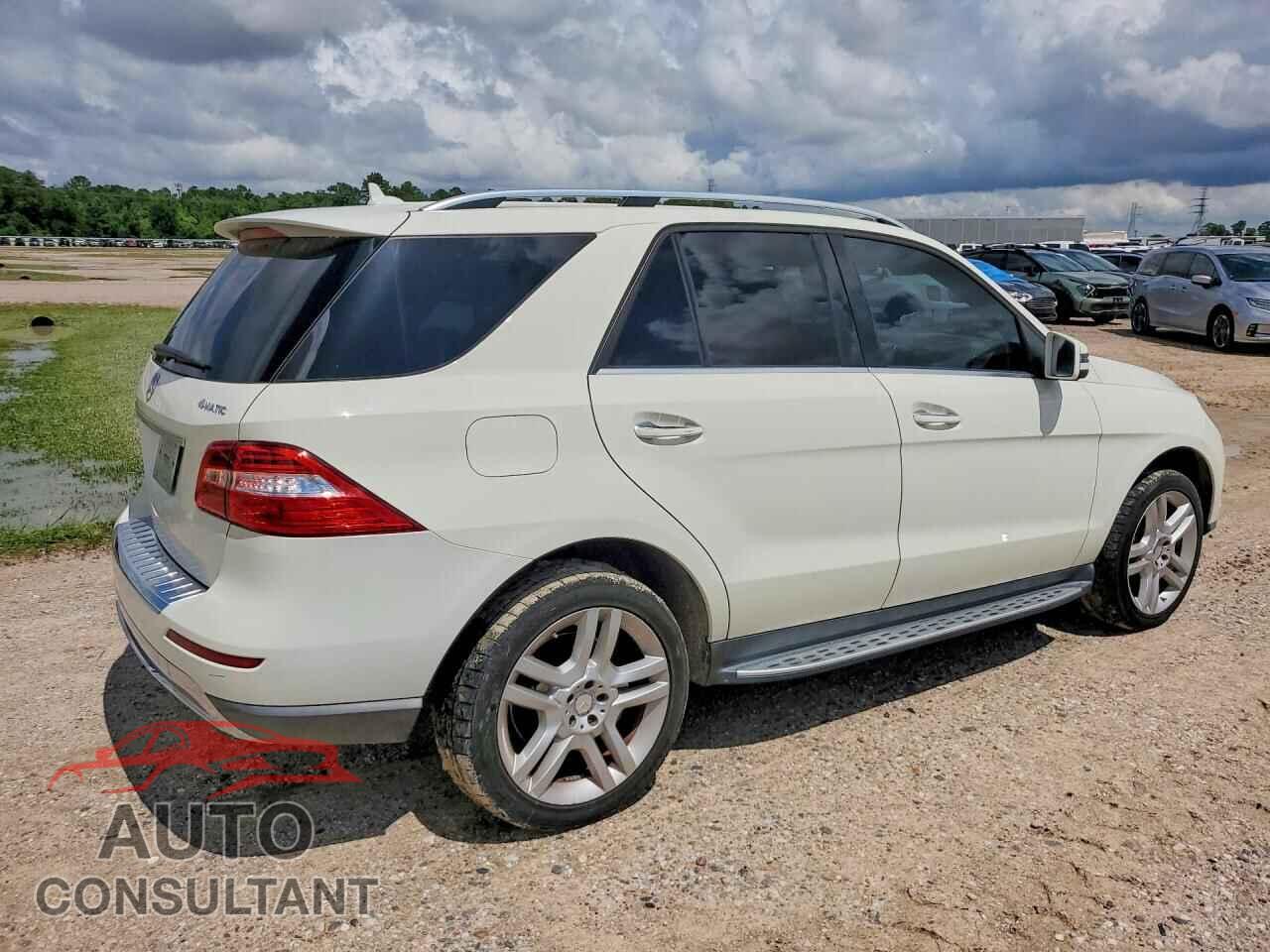 MERCEDES-BENZ M-CLASS 2013 - 4JGDA5HB3DA249194