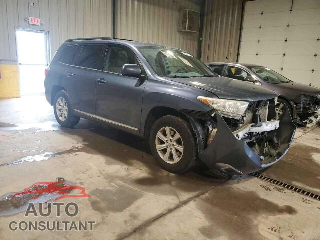 TOYOTA HIGHLANDER 2013 - 5TDBK3EH8DS197117