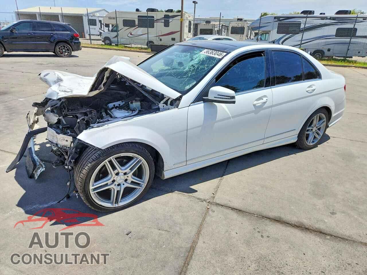 MERCEDES-BENZ C-CLASS 2014 - WDDGF4HB0ER320390