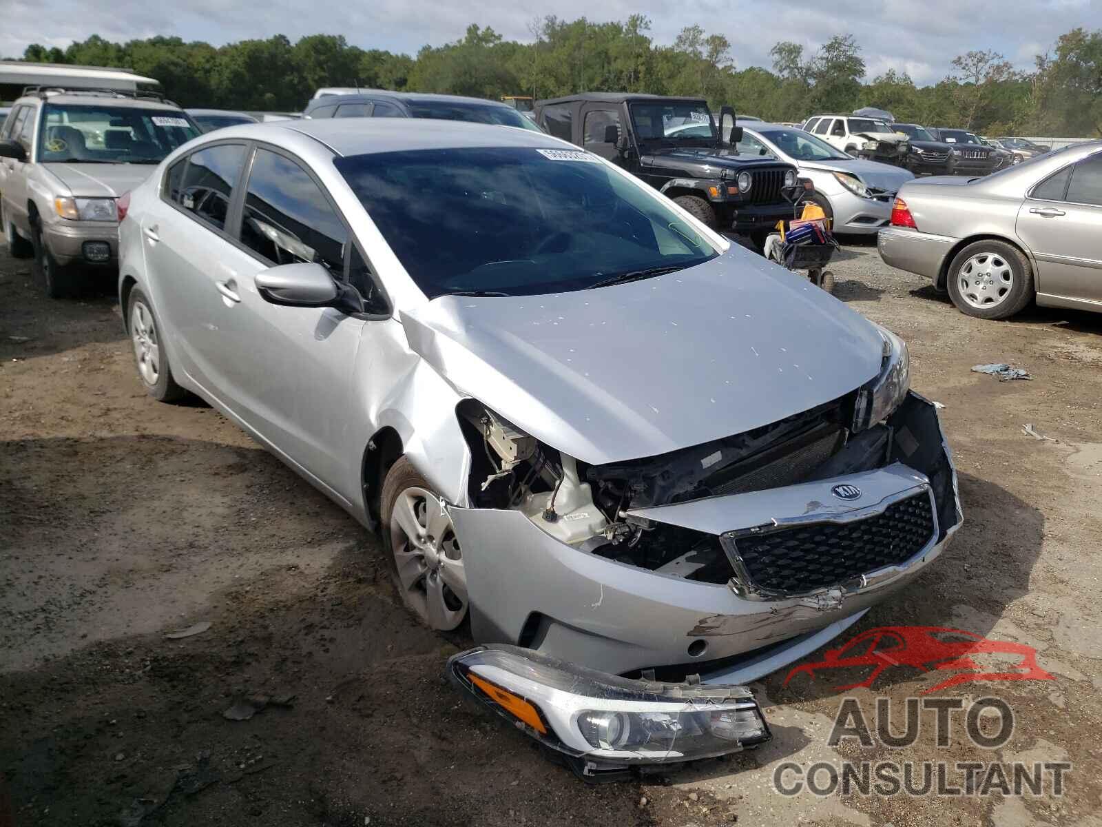 KIA FORTE 2017 - 3KPFK4A72HE016887