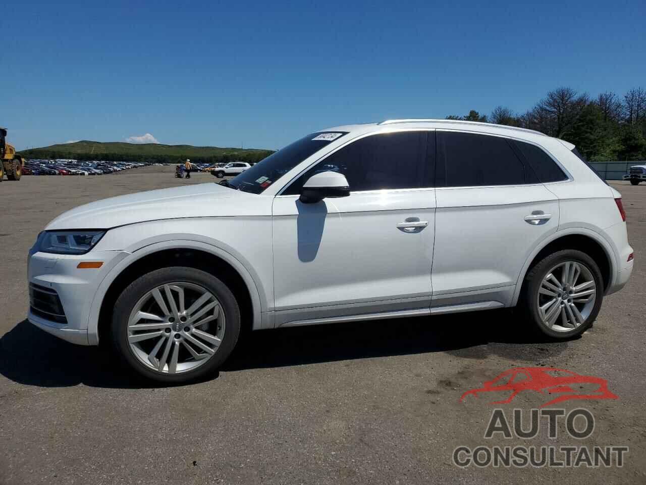 AUDI Q5 2018 - WA1BNAFY7J2025751