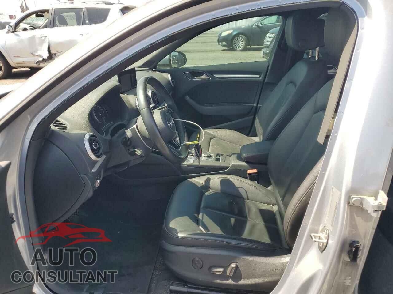 AUDI A3 2017 - WAUUPBFF6HA046049