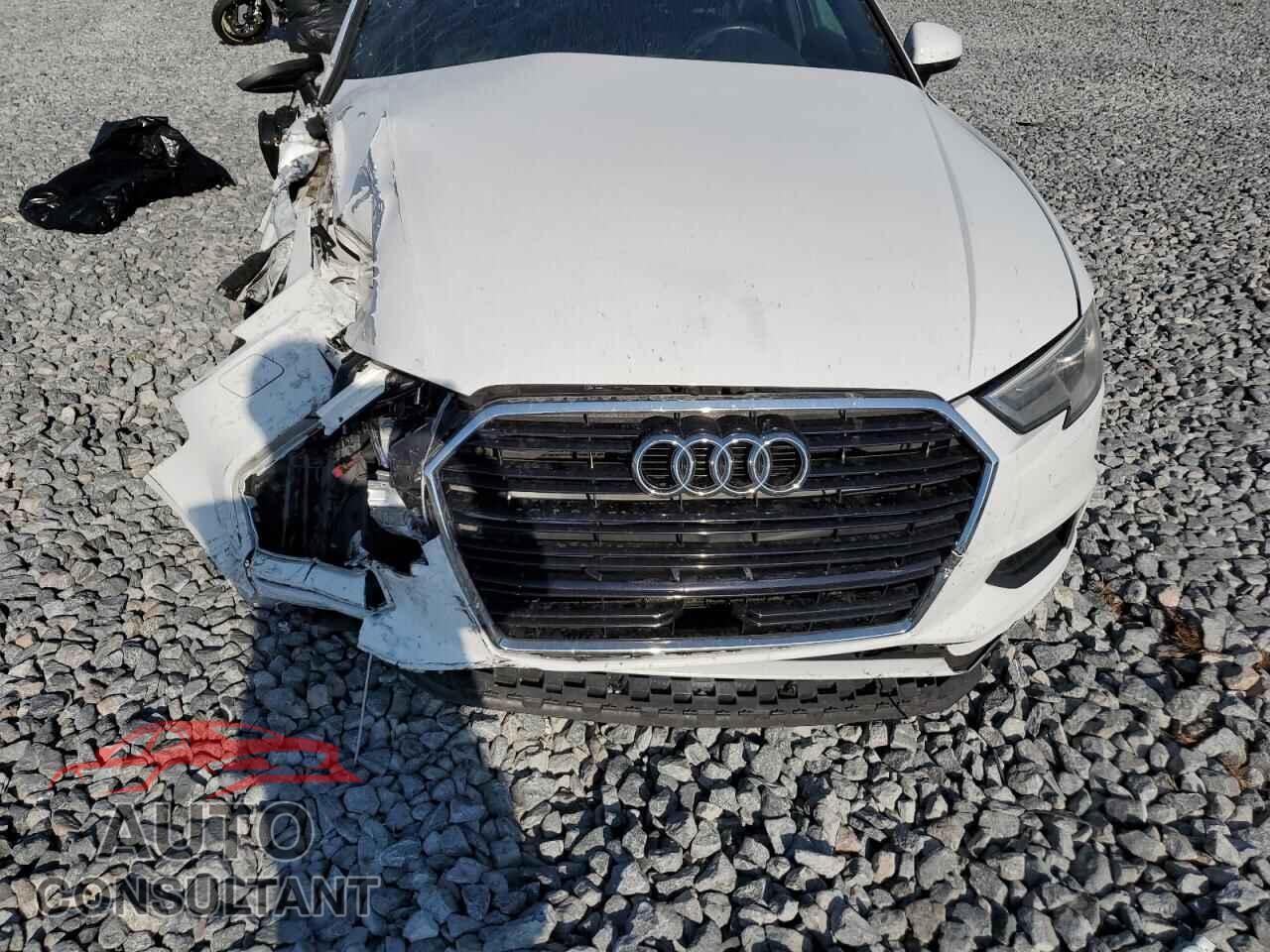 AUDI A3 2017 - WAUAUGFF2H1052164