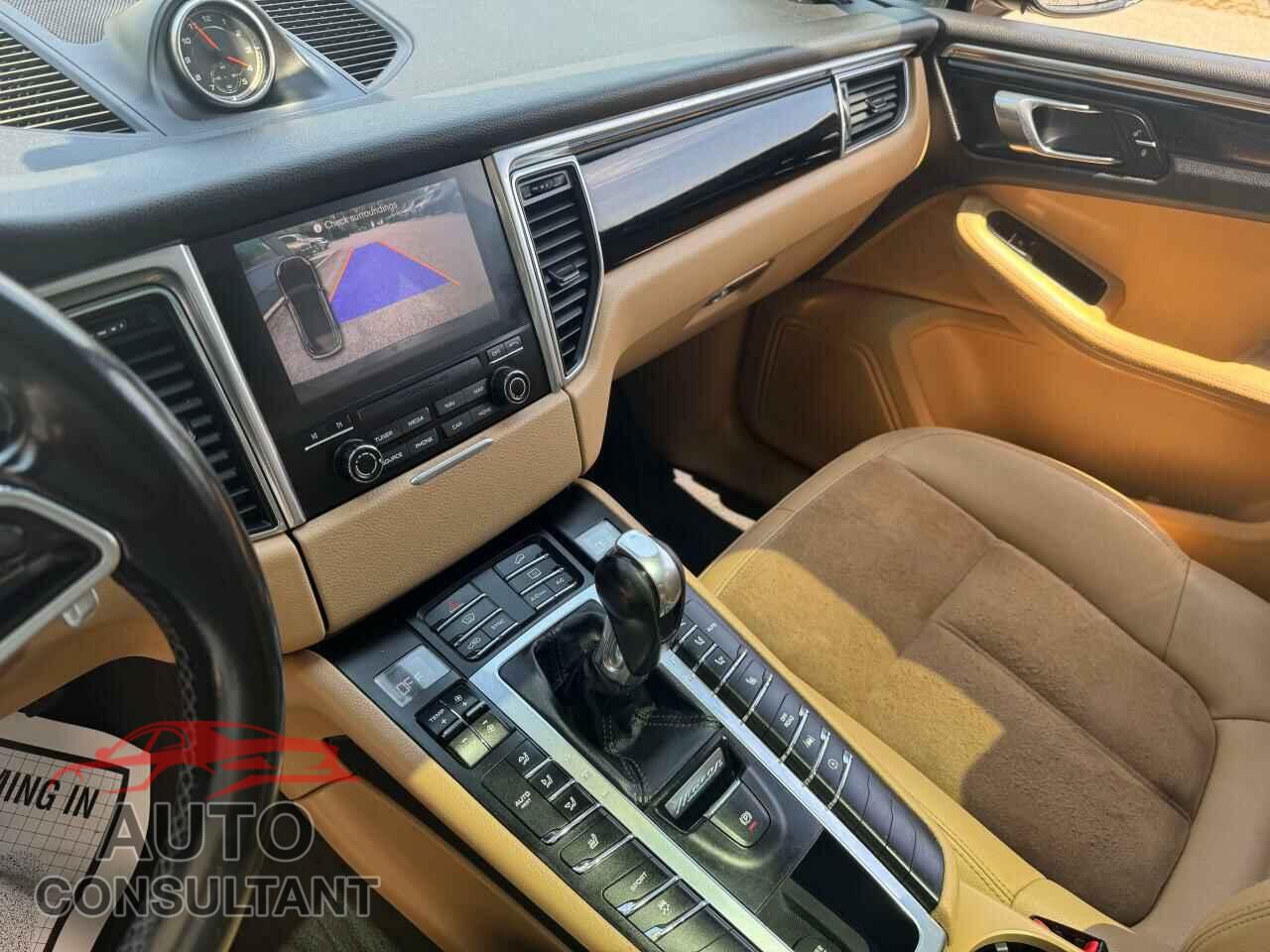 PORSCHE MACAN 2017 - WP1AA2A58HLB80795