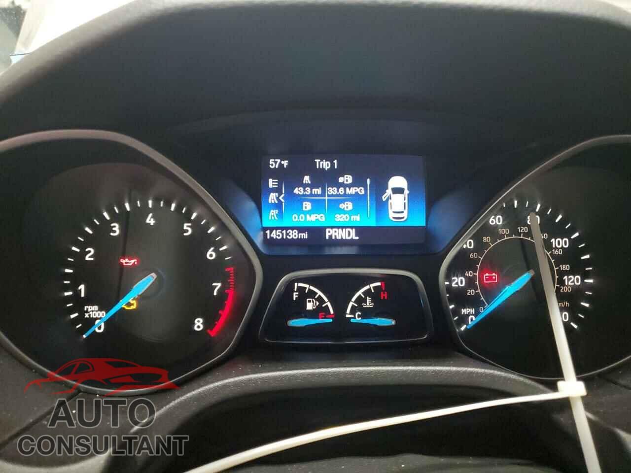 FORD FOCUS 2015 - 1FADP3F25FL268238