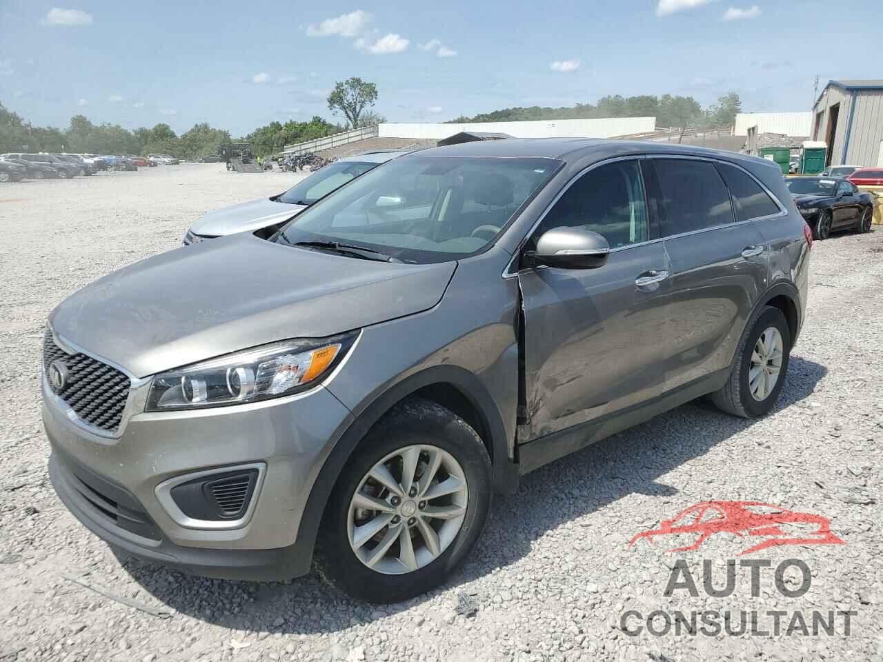 KIA SORENTO 2018 - 5XYPG4A38JG411619