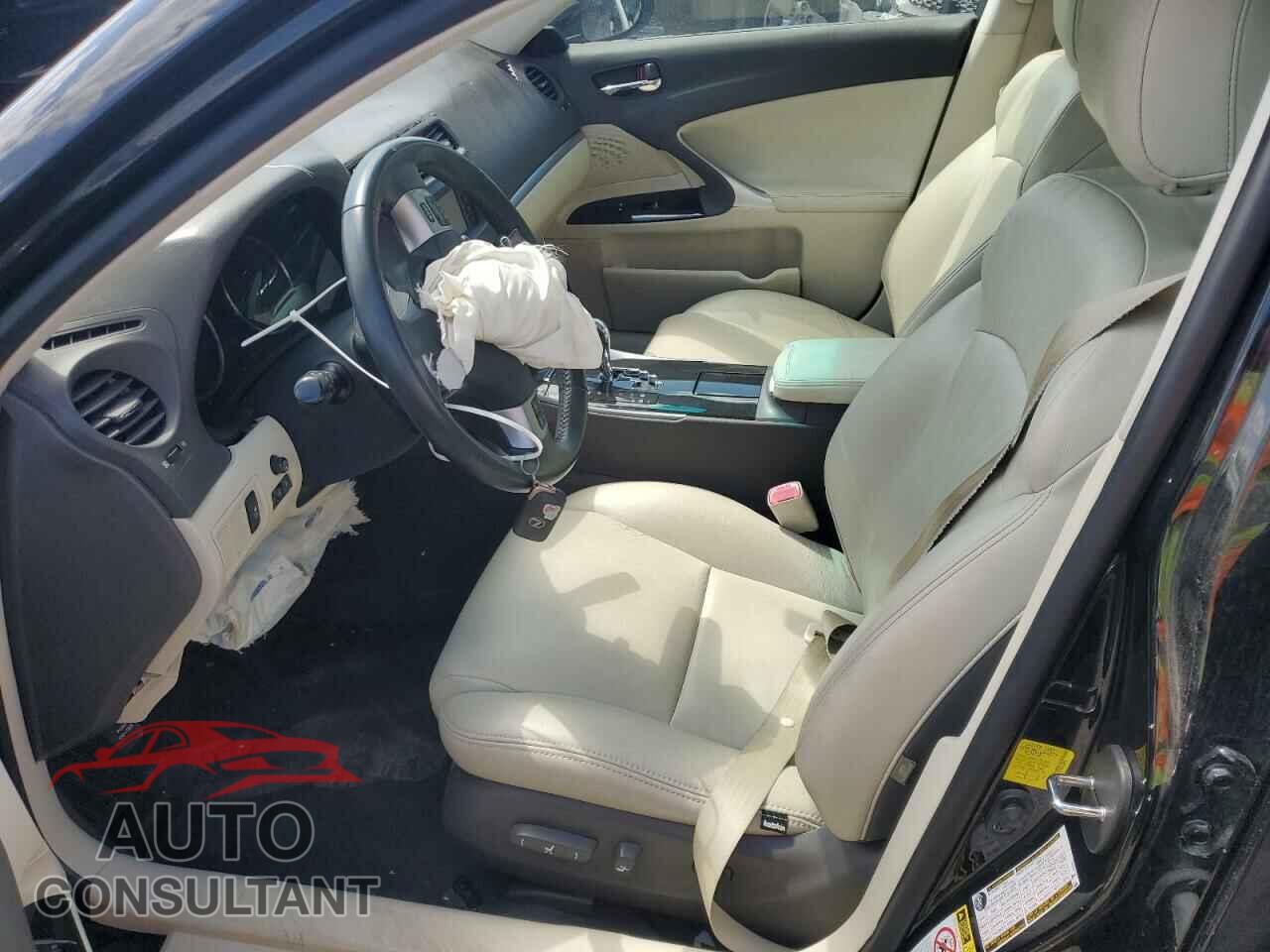 LEXUS IS 2012 - JTHBF5C26C5170080