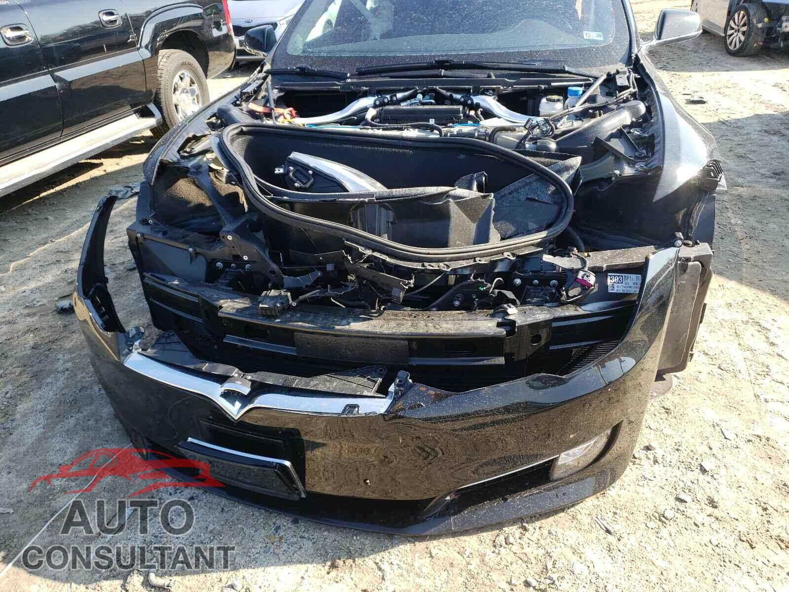 TESLA MODEL S 2018 - 5YJSA1E22JF297782