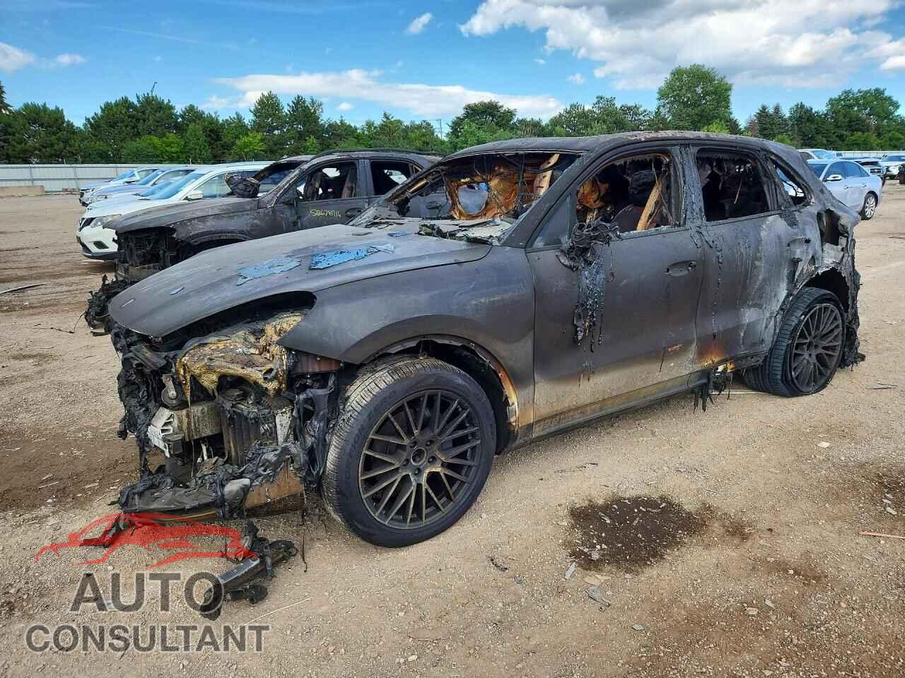 PORSCHE CAYENNE 2019 - WP1AA2AY6KDA15534