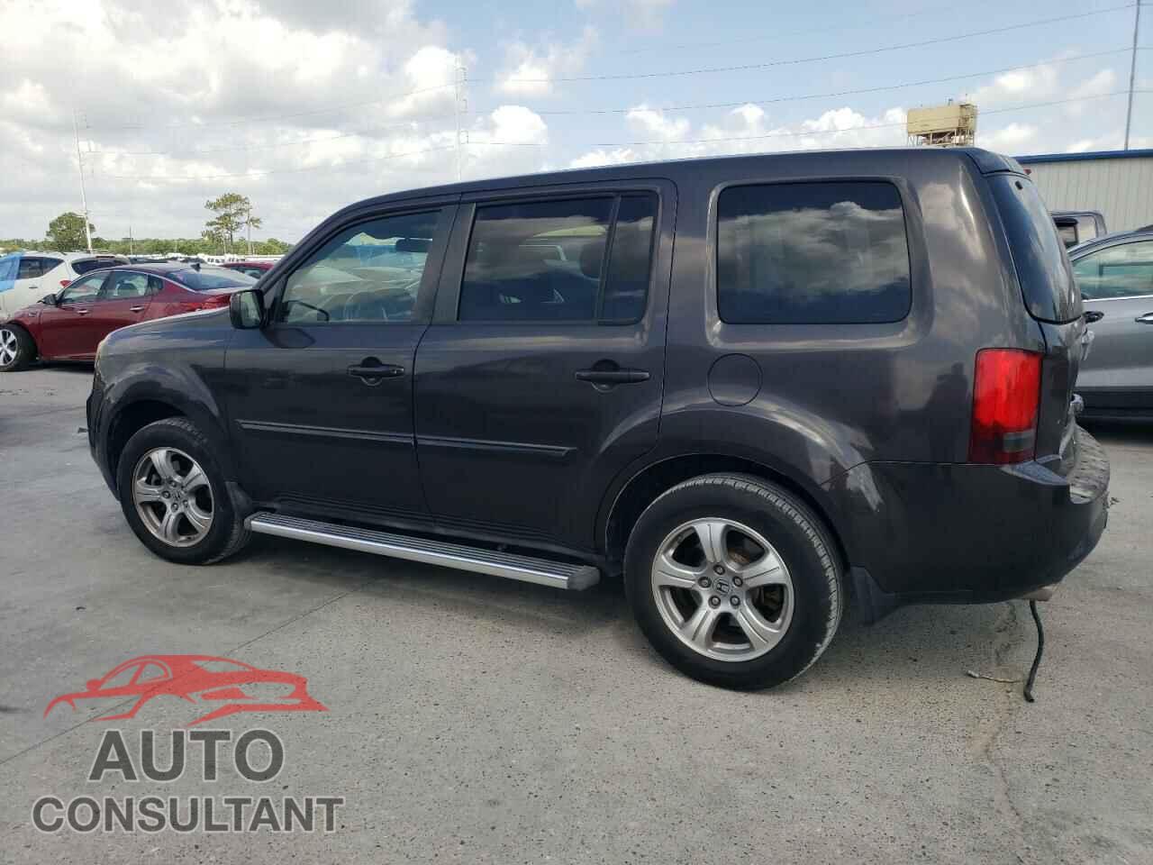 HONDA PILOT 2013 - 5FNYF3H47DB012597