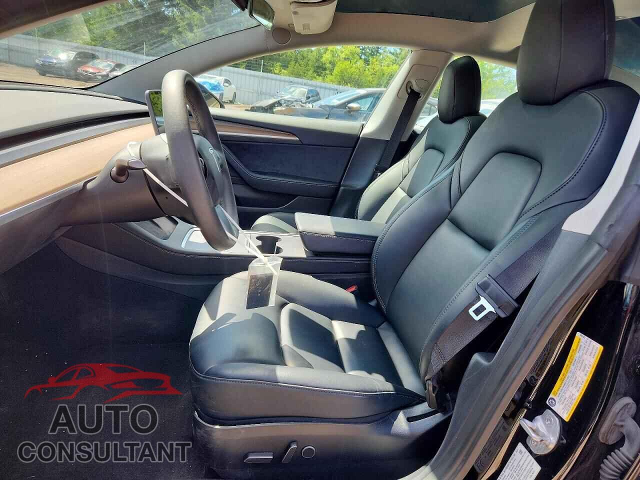 TESLA MODEL 3 2021 - 5YJ3E1EA2MF962443