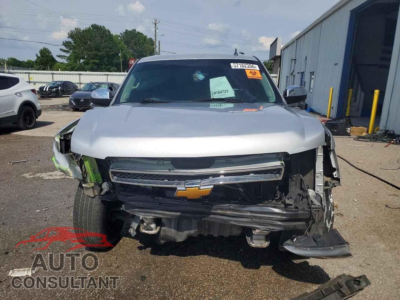 CHEVROLET TAHOE 2013 - 1GNSCAE02DR369112