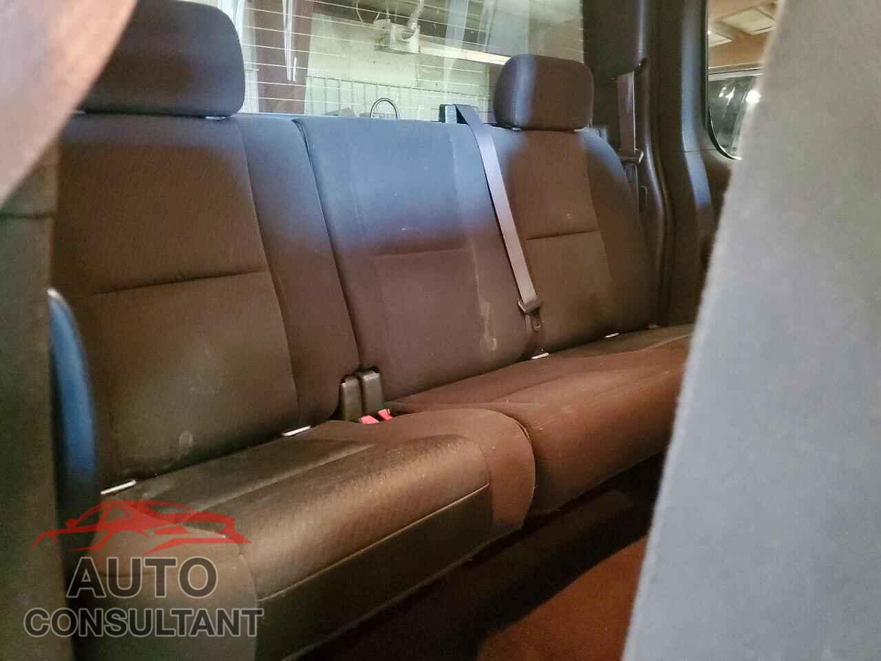 CHEVROLET SILVERADO 2011 - 1GCRKSE34BZ364209