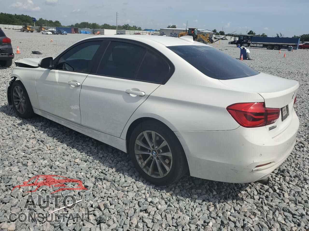 BMW 3 SERIES 2016 - WBA8E1G55GNT33641