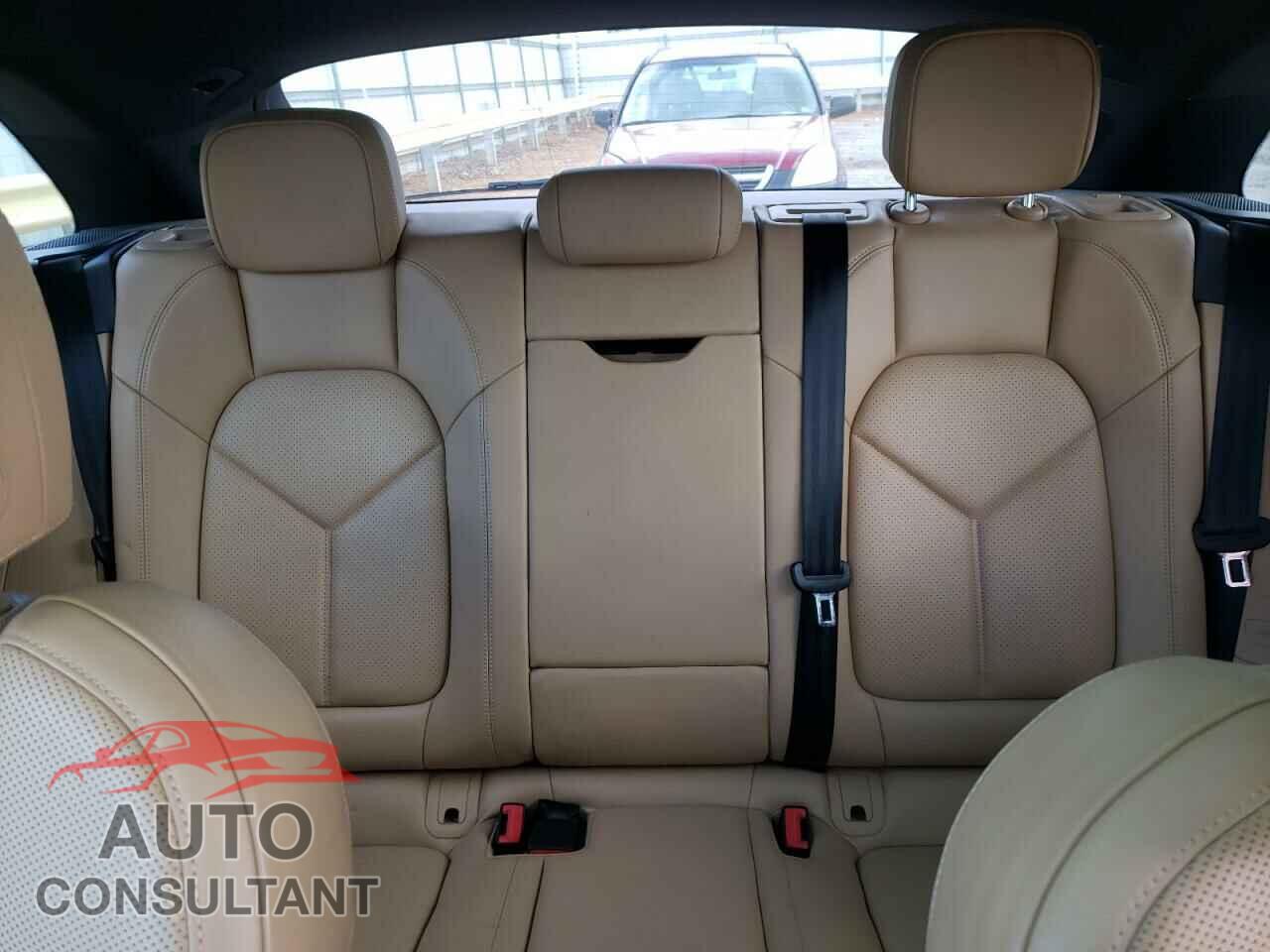 PORSCHE MACAN 2018 - WP1AA2A54JLB22379