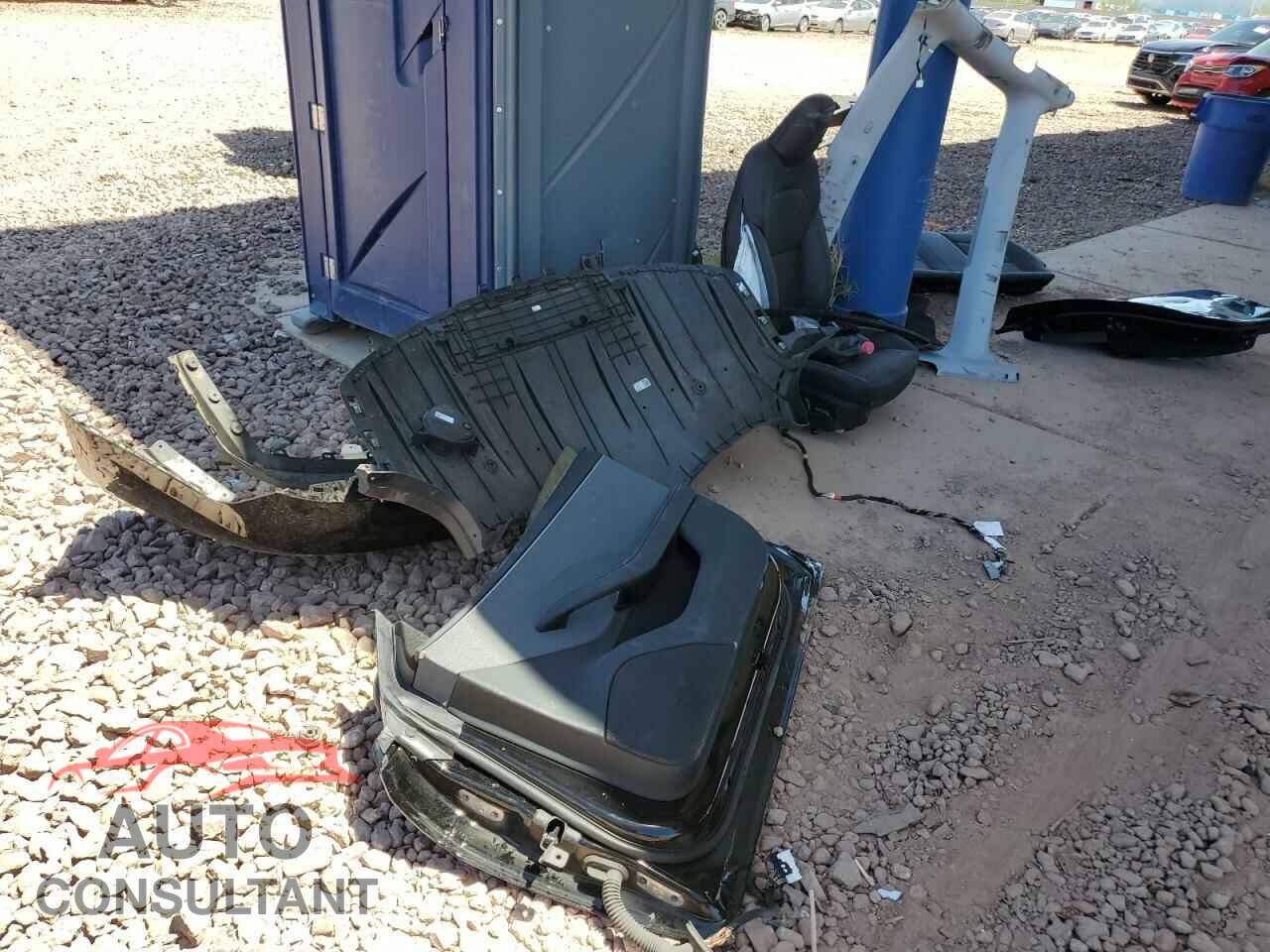 TESLA MODEL 3 2024 - 5YJ3E1EA7RF871823