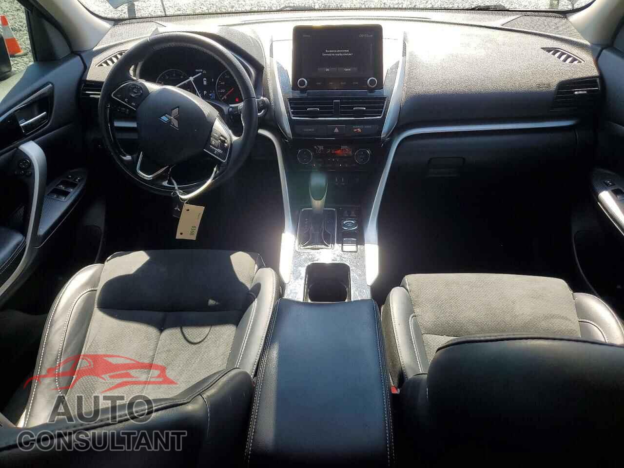 MITSUBISHI ECLIPSE 2024 - JA4ATWAAXRZ001035