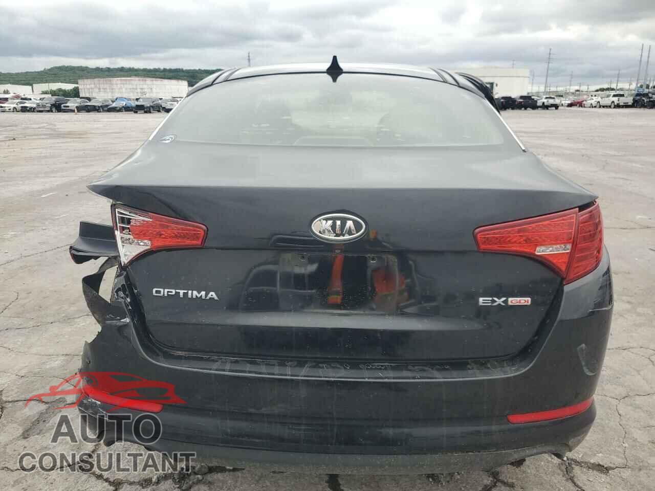 KIA OPTIMA 2011 - KNAGN4A76B5176749