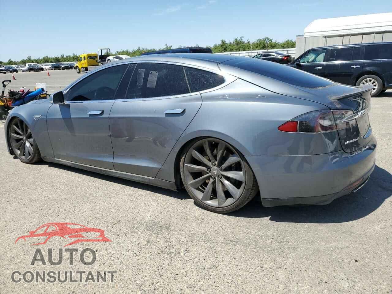 TESLA MODEL S 2013 - 5YJSA1CP9DFP07058
