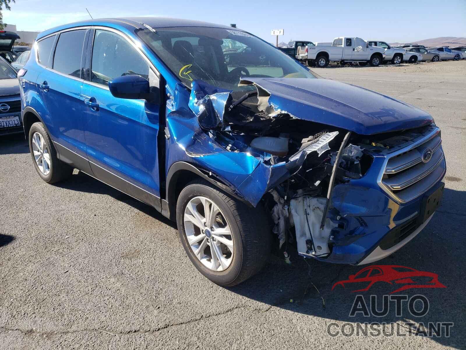 FORD ESCAPE 2017 - 1FMCU0GD1HUE37368