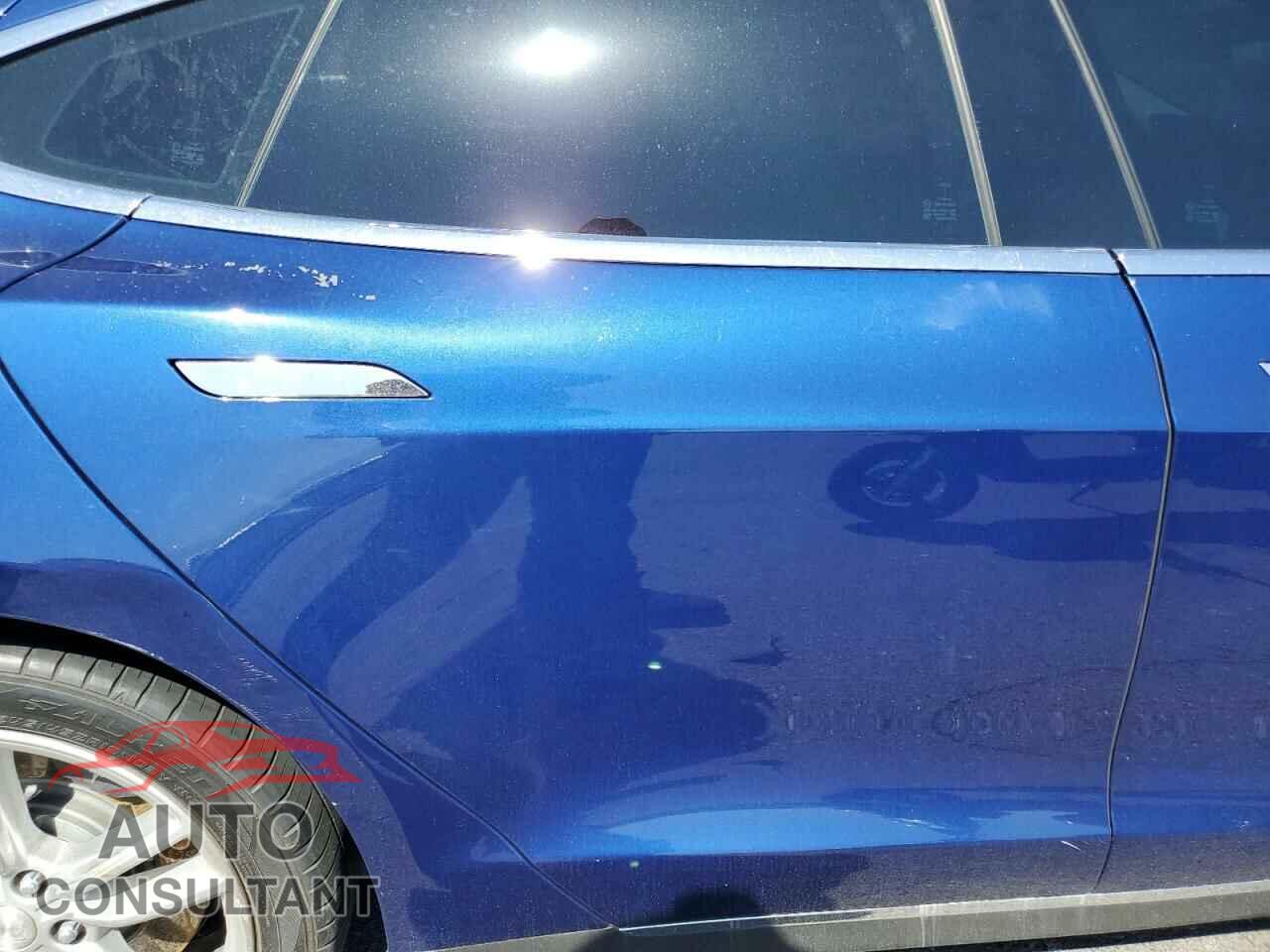 TESLA MODEL S 2015 - 5YJSA1E1XFF102901