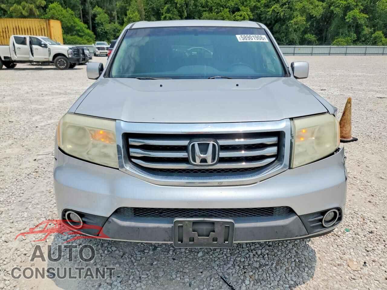 HONDA PILOT 2013 - 5FNYF3H5XDB043609