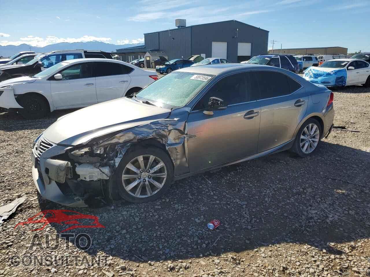 LEXUS IS 2015 - JTHBF1D24F5048300