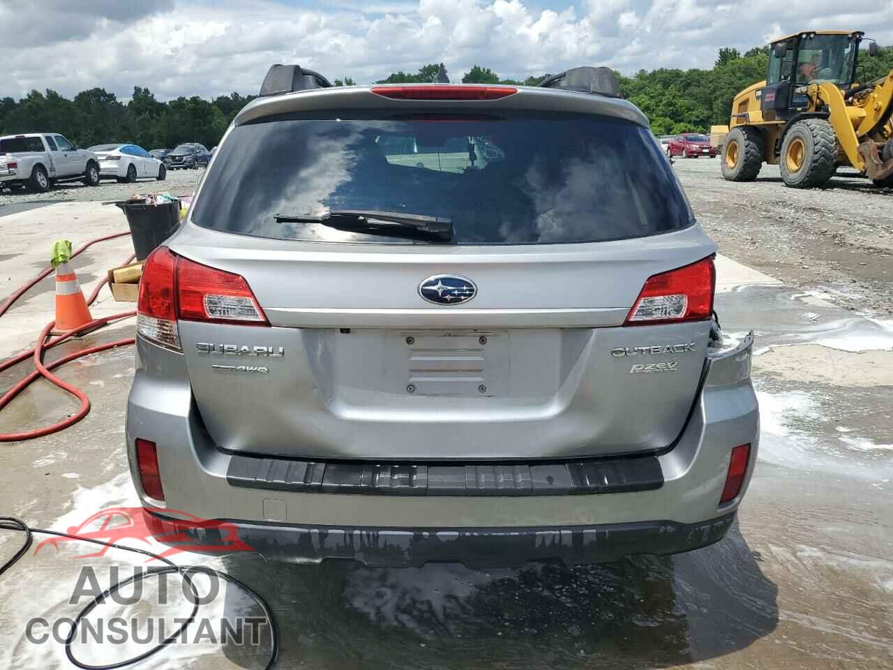 SUBARU OUTBACK 2011 - 4S4BRBLC8B3436320