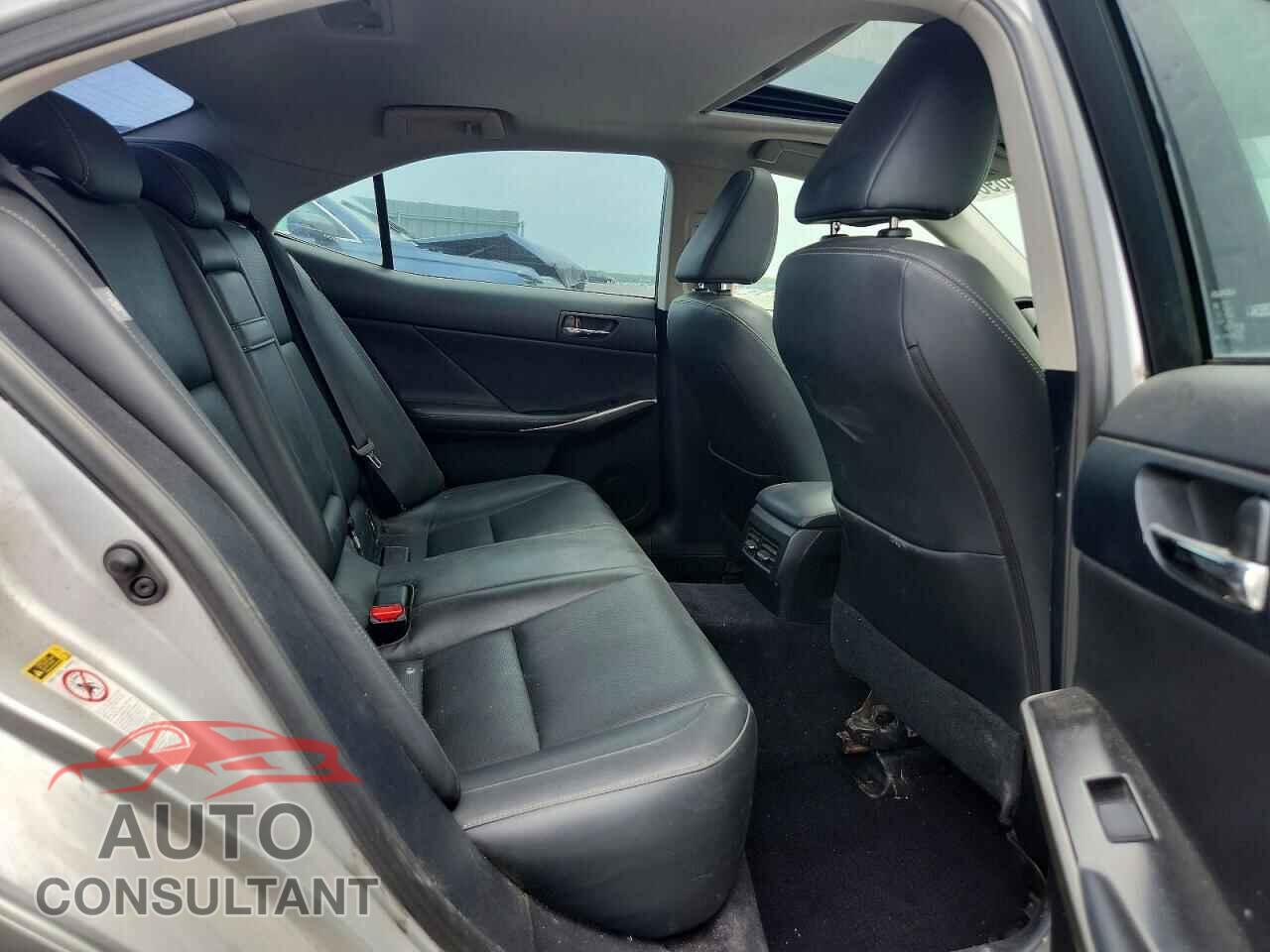 LEXUS IS 2014 - JTHCF1D24E5003960