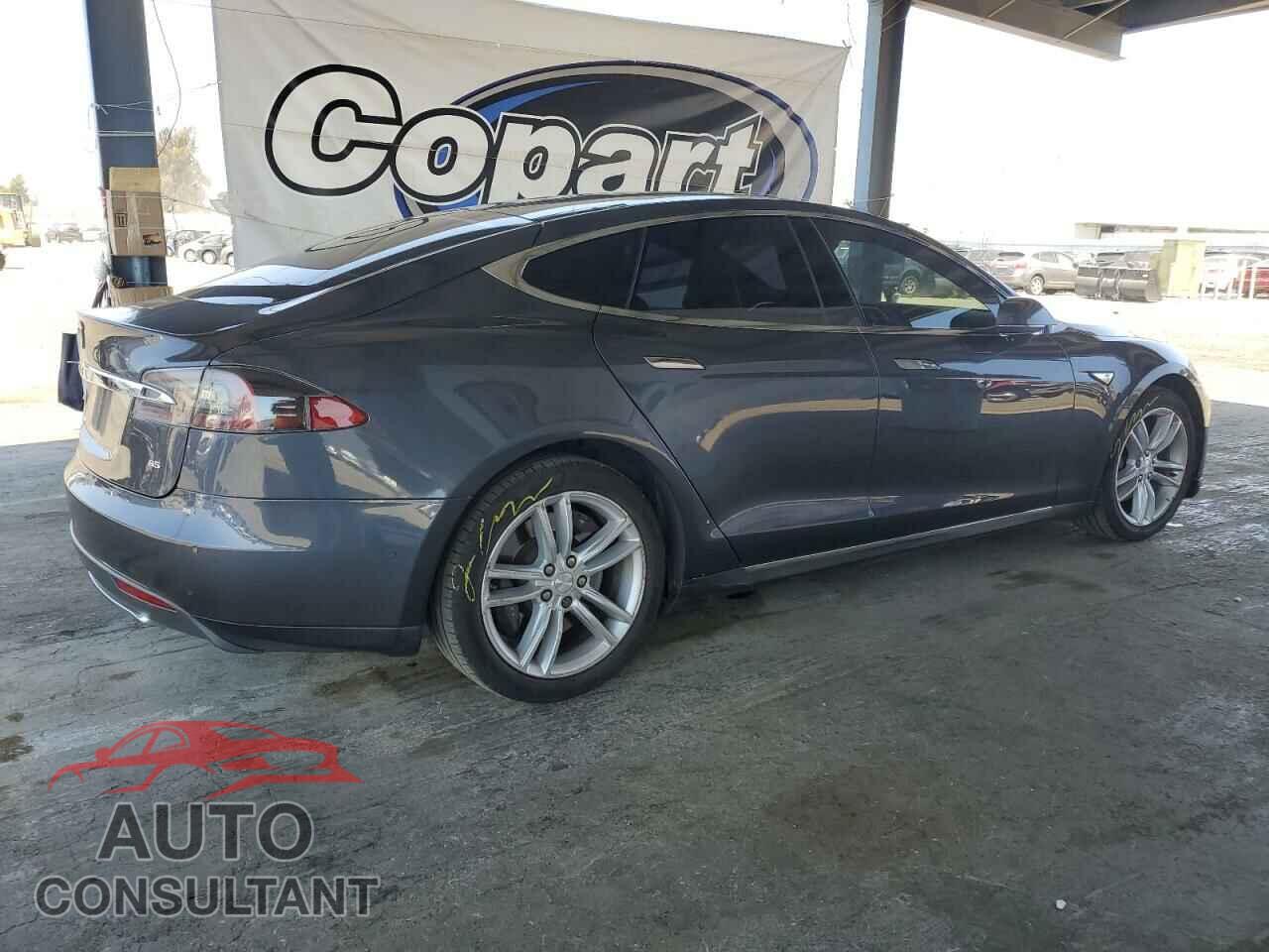 TESLA MODEL S 2015 - 5YJSA1E11FF120249