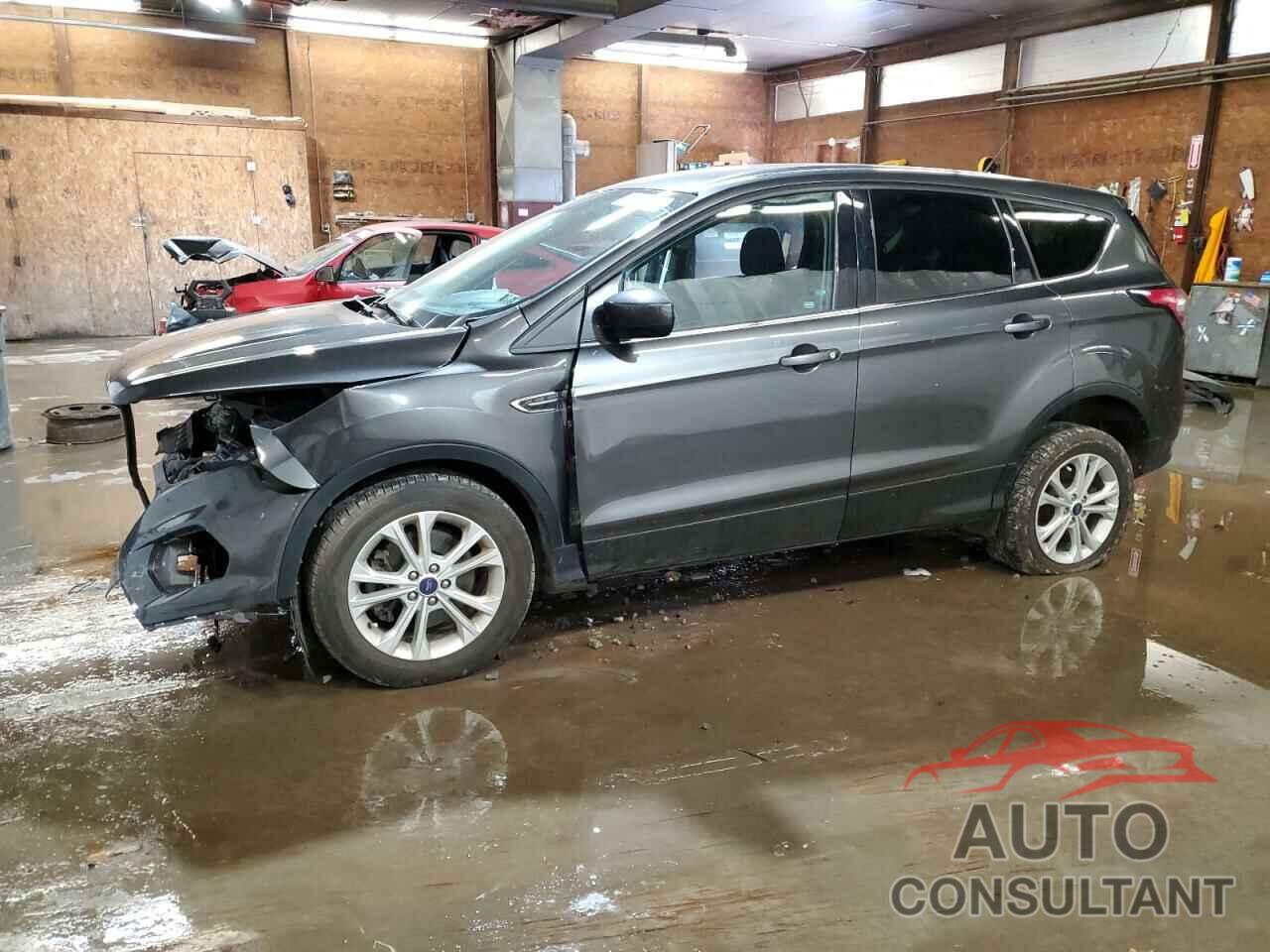 FORD ESCAPE 2017 - 1FMCU9GD6HUE89650