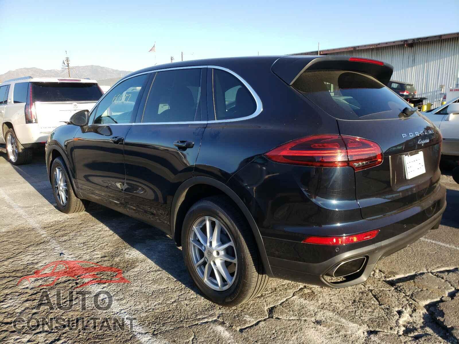 PORSCHE CAYENNE 2016 - WP1AA2A24GLA08221
