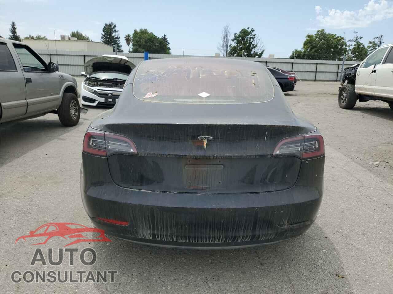TESLA MODEL 3 2018 - 5YJ3E1EA6JF008466