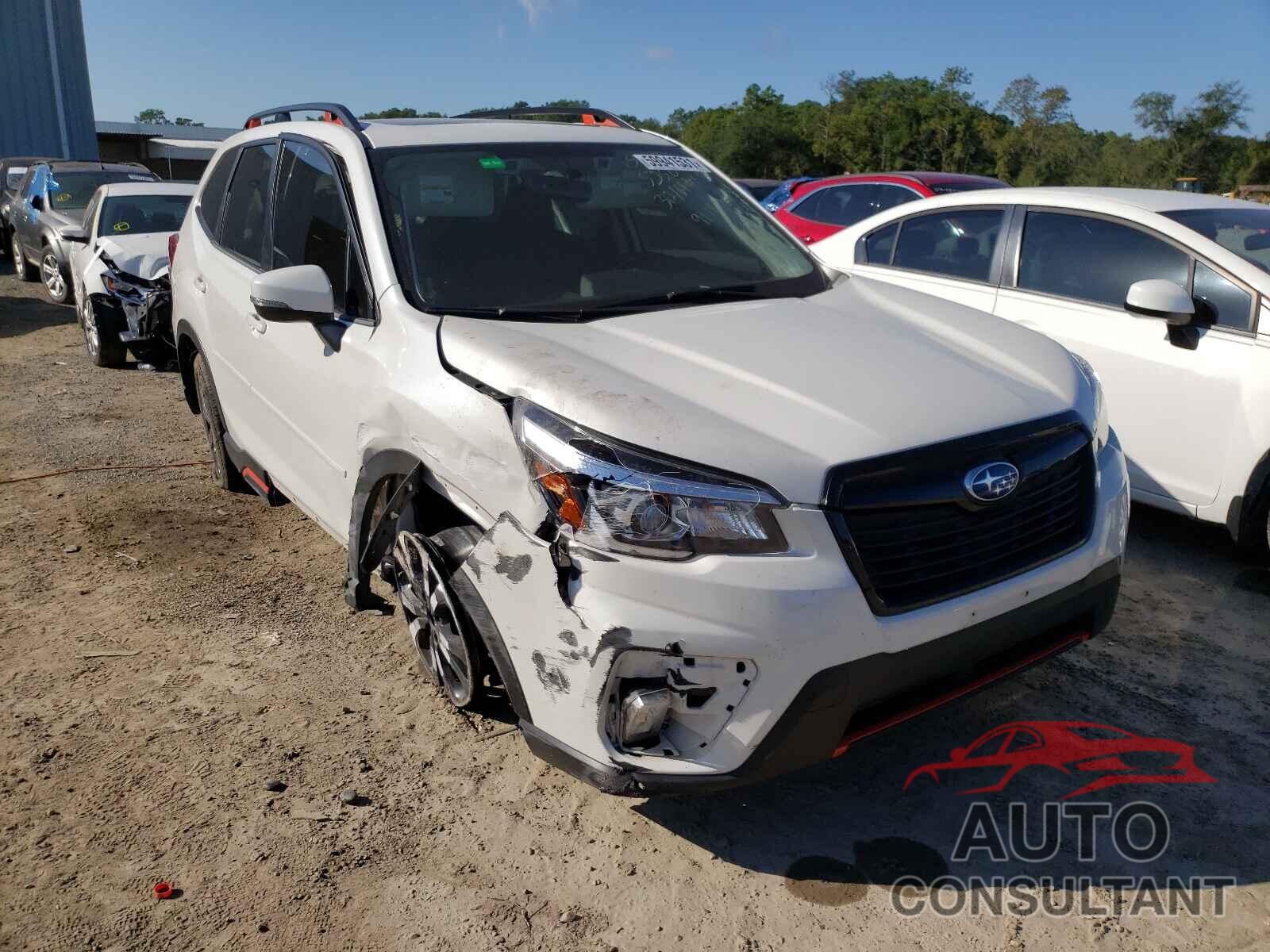 SUBARU FORESTER 2019 - JF2SKAPC0KH561586