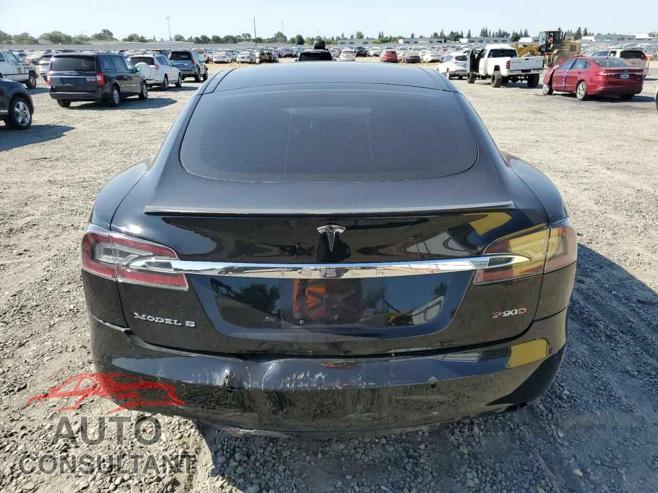 TESLA MODEL S 2015 - 5YJSA1E43FF117363