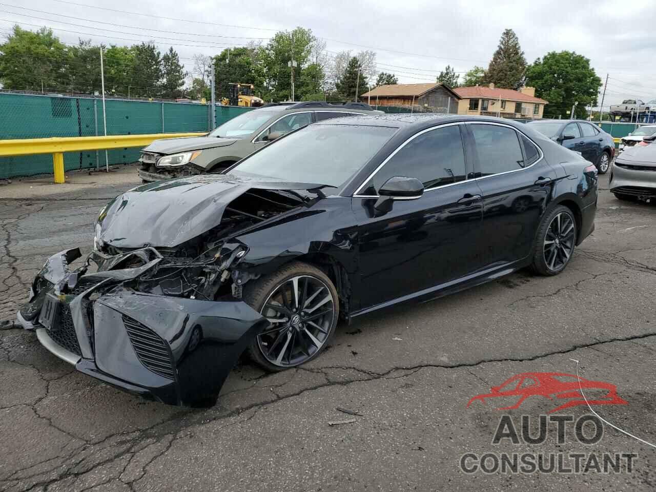 TOYOTA CAMRY 2018 - 4T1B61HK9JU508590