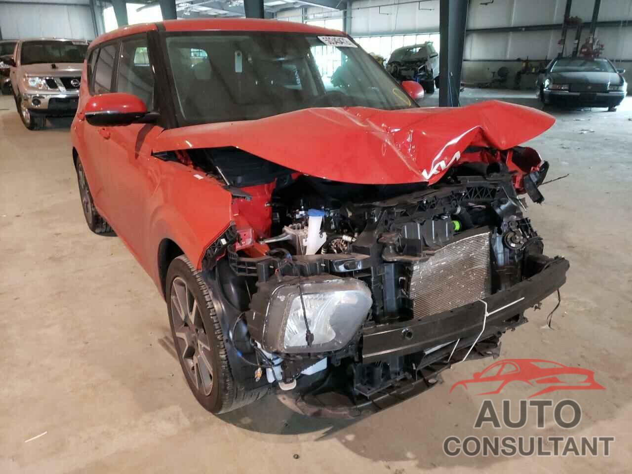 KIA SOUL 2022 - KNDJ63AU2N7181140
