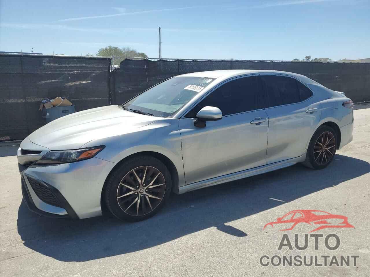 TOYOTA CAMRY 2021 - 4T1G11AK2MU491568