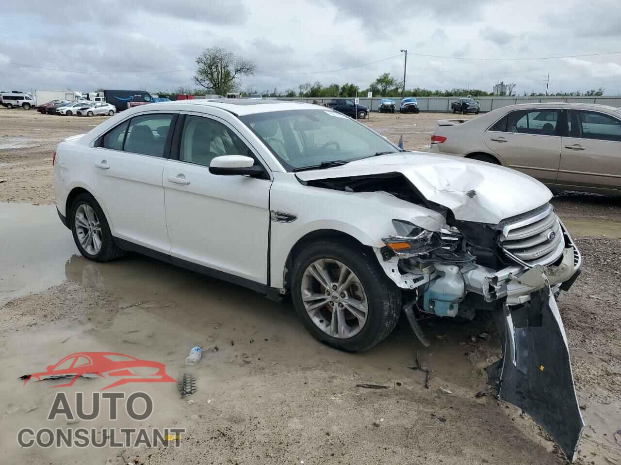 FORD TAURUS 2014 - 1FAHP2E84EG162811