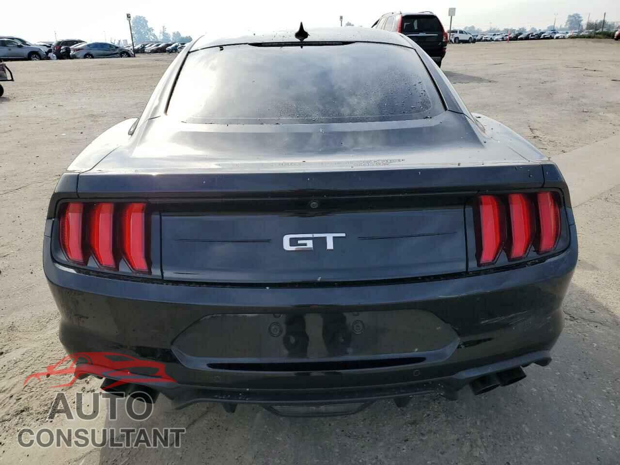 FORD MUSTANG 2020 - 1FA6P8CF4L5186384