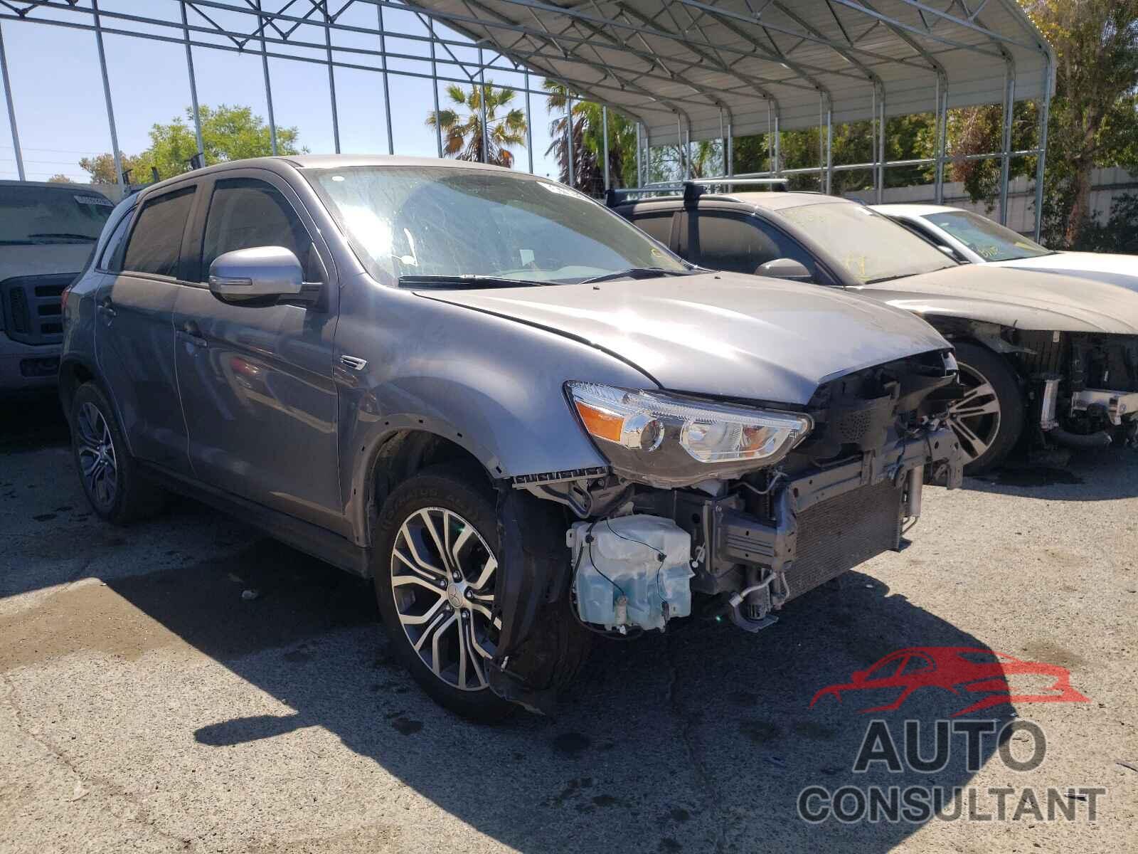 MITSUBISHI OUTLANDER 2019 - JA4AP3AU8KU017363
