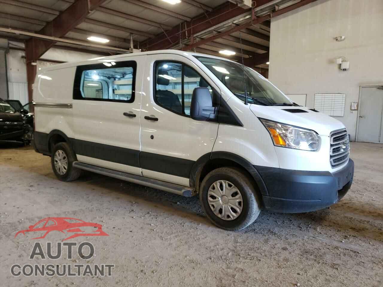 FORD TRANSIT 2019 - 1FTYR1YM6KKB52457