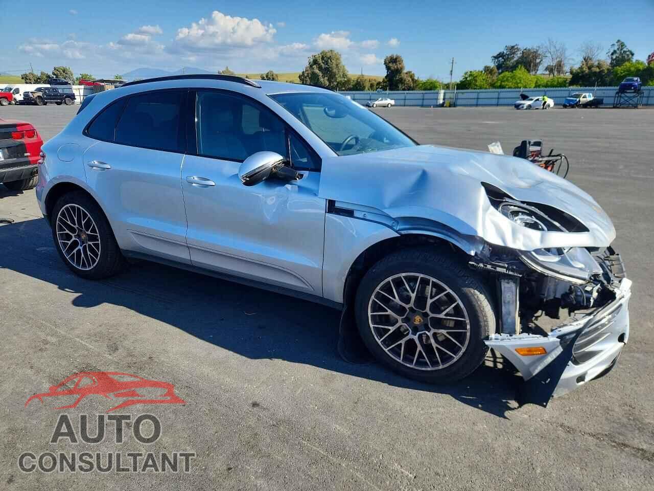 PORSCHE MACAN 2017 - WP1AB2A52HLB16961