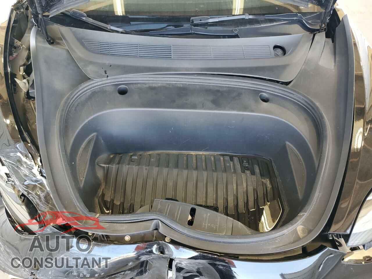 TESLA MODEL 3 2023 - 5YJ3E1EAXPF439059