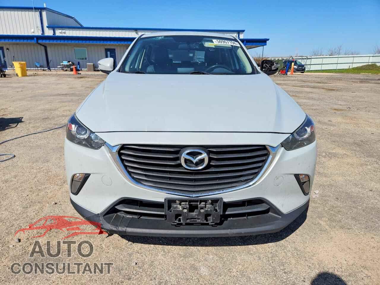 MAZDA CX-3 2017 - JM1DKFC70H0159698