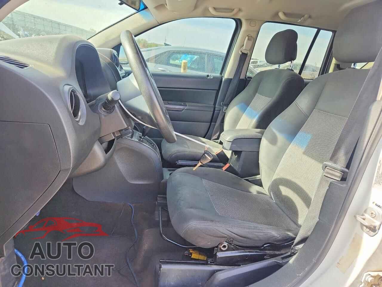 JEEP COMPASS 2015 - 1C4NJDBB8FD282978