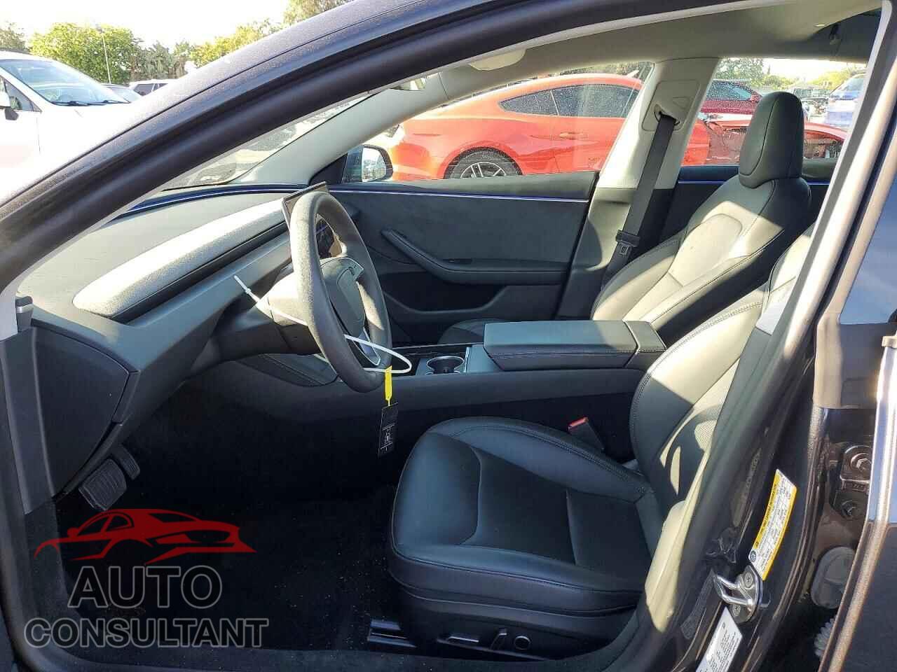 TESLA MODEL 3 2024 - 5YJ3E1EB0RF810936