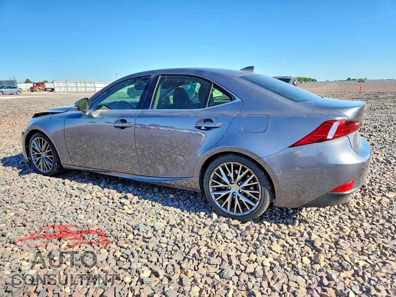 LEXUS IS 2015 - JTHCF1D23F5025174