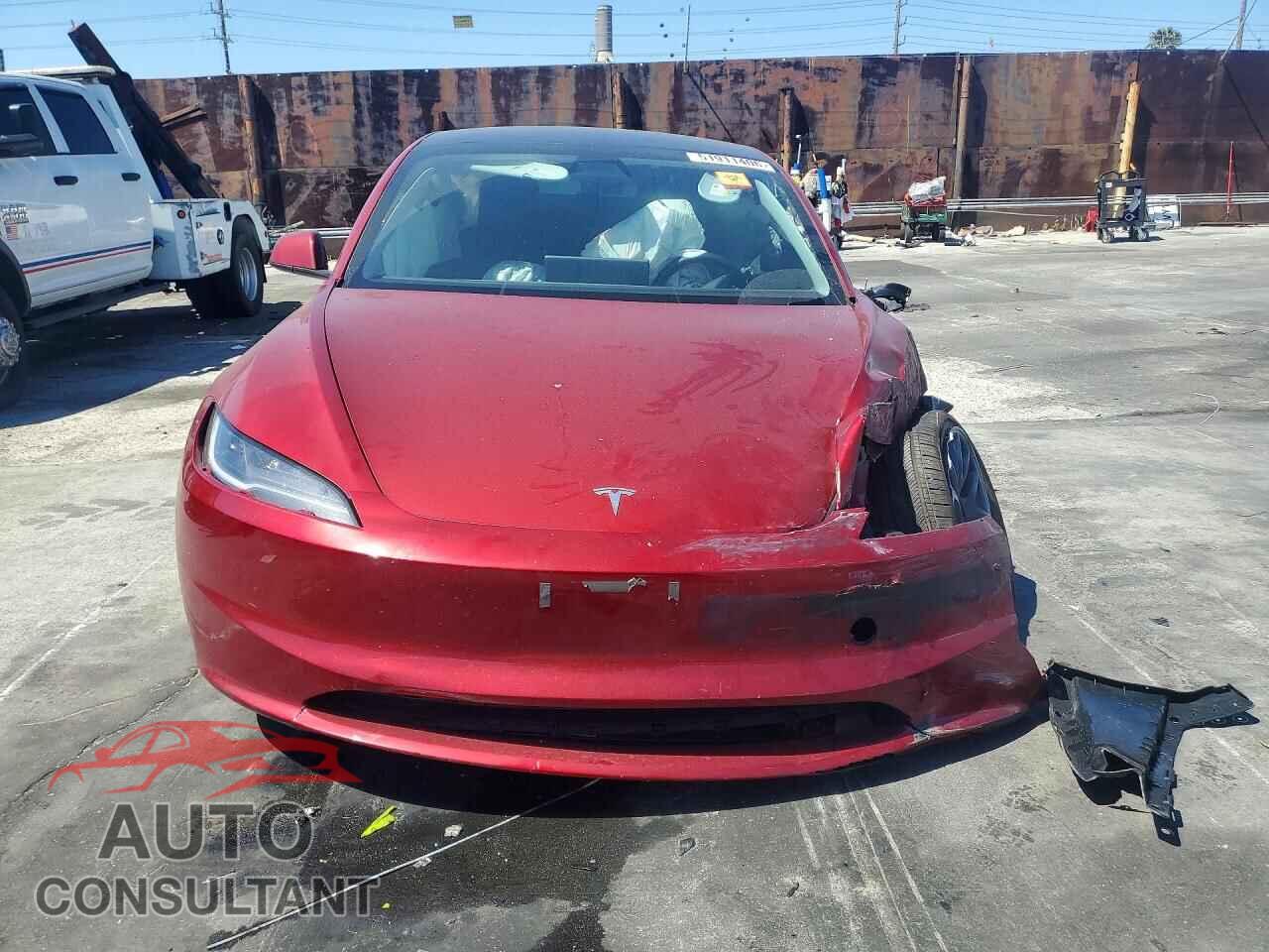 TESLA MODEL 3 2025 - 5YJ3E1EA5SF056607