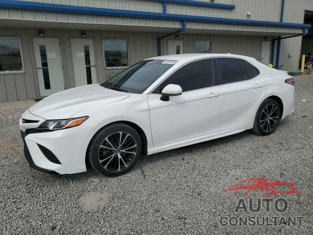 TOYOTA CAMRY 2019 - 4T1B11HK2KU724006